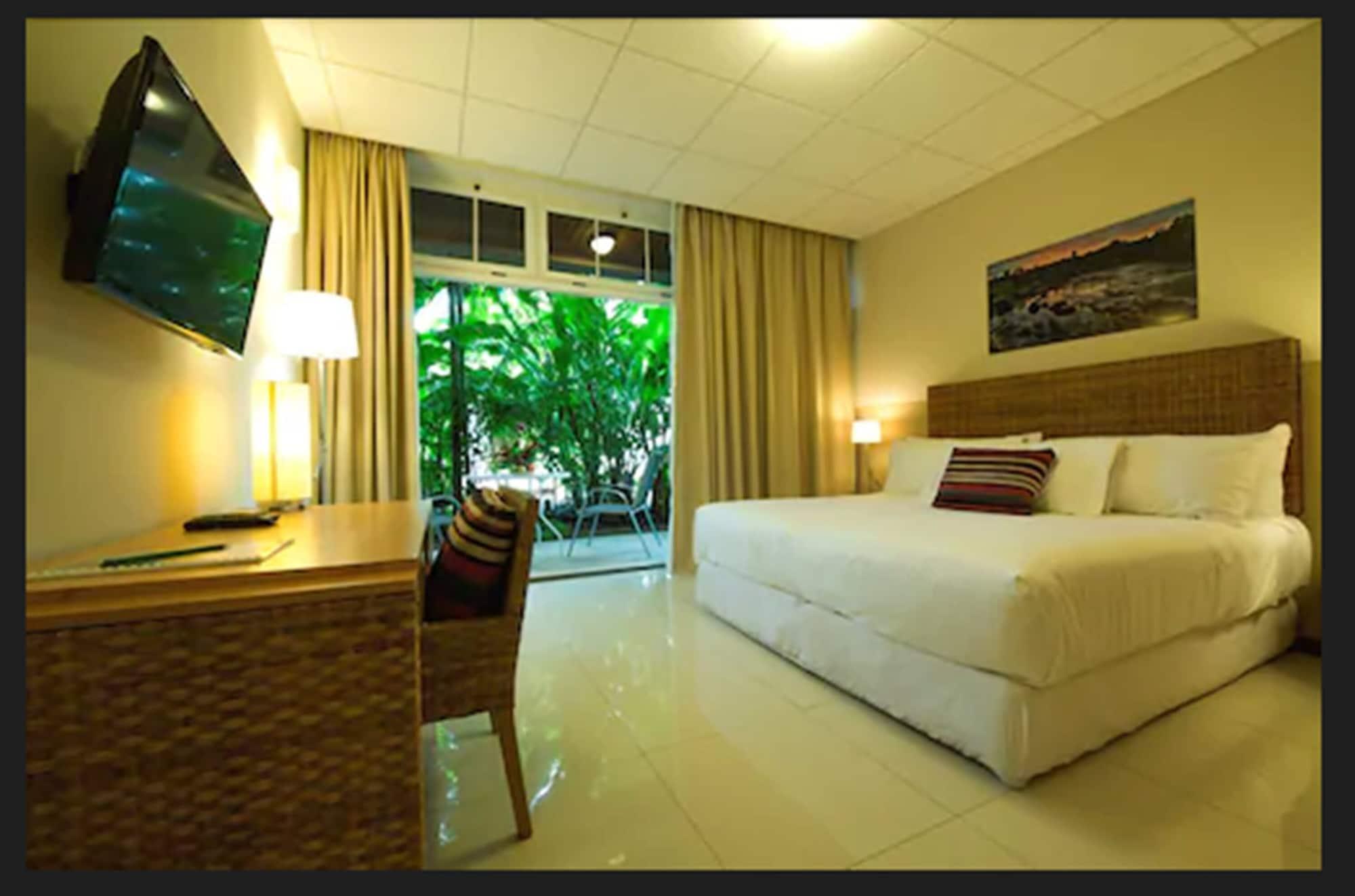 פרמריבו Jacana Amazon Wellness Resort מראה חיצוני תמונה