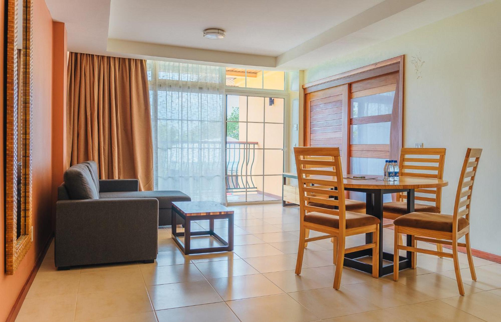 פרמריבו Jacana Amazon Wellness Resort מראה חיצוני תמונה